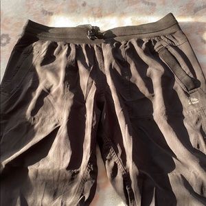 Sport capris